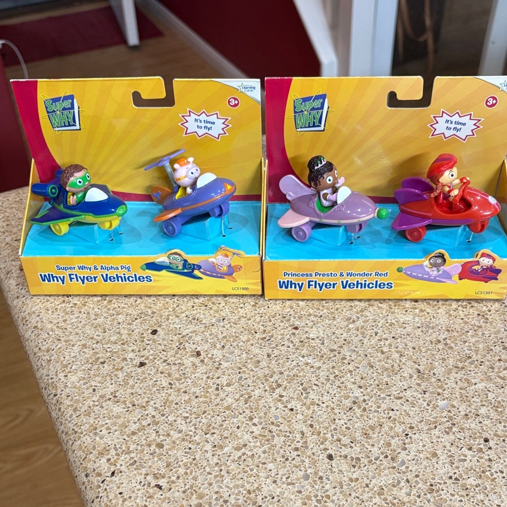 Super Why Flyer Vehicles Set - Blue and Purple